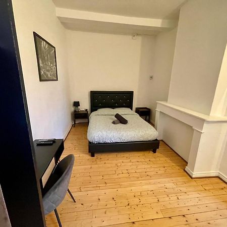 Residence Sainte Cecile Douai Esterno foto